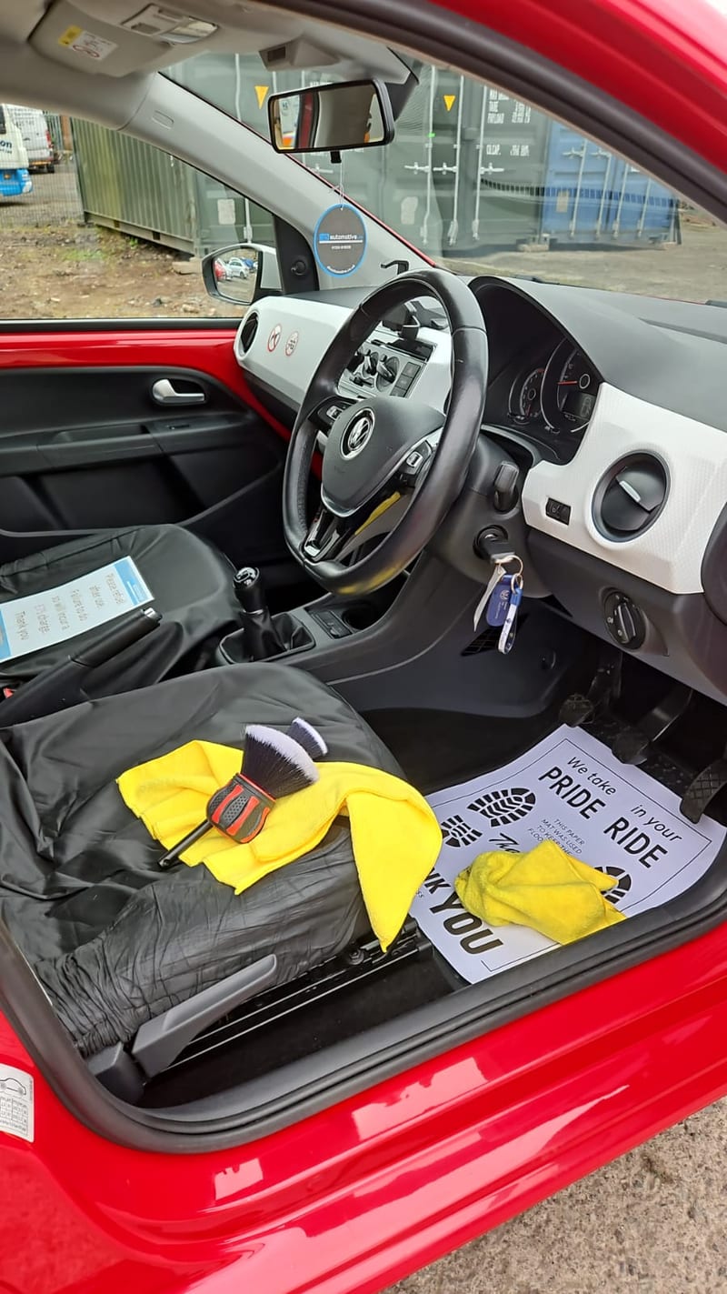 Interior valet finish with protective floor mat
